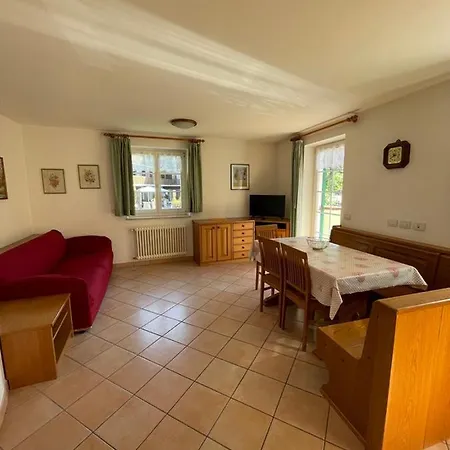 Casa Cesarina By Ama Val Di Fassa Lejlighed Canazei