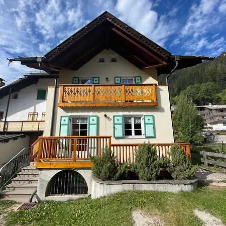 Casa Cesarina By Ama Val Di Fassa كنازاي